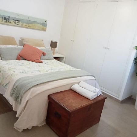 Dormir Entre Limones, Casa De Invitados En Vivienda Familiar Dos Hermanas Esterno foto