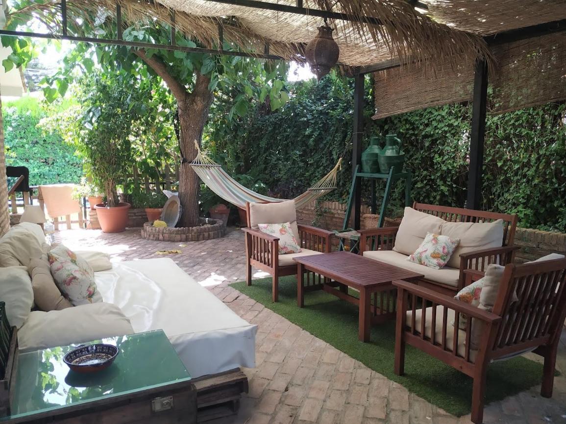 Dormir Entre Limones, Casa De Invitados En Vivienda Familiar Dos Hermanas Esterno foto