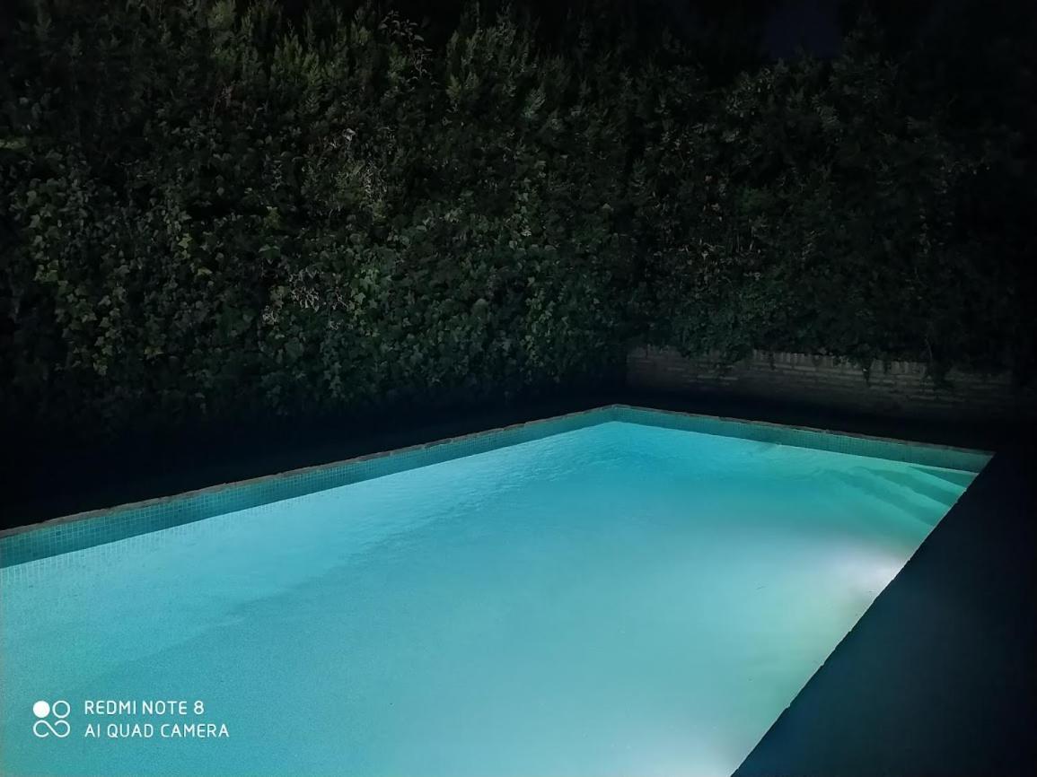 Dormir Entre Limones, Casa De Invitados En Vivienda Familiar Dos Hermanas Esterno foto